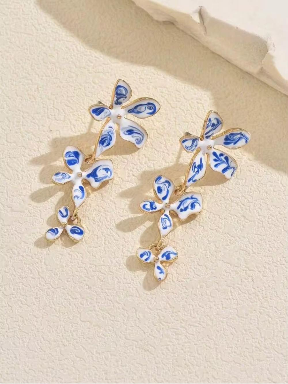 NEW Blue & White Porcelain Flower Pendant Earrings, Retro Floral Drop Earrings